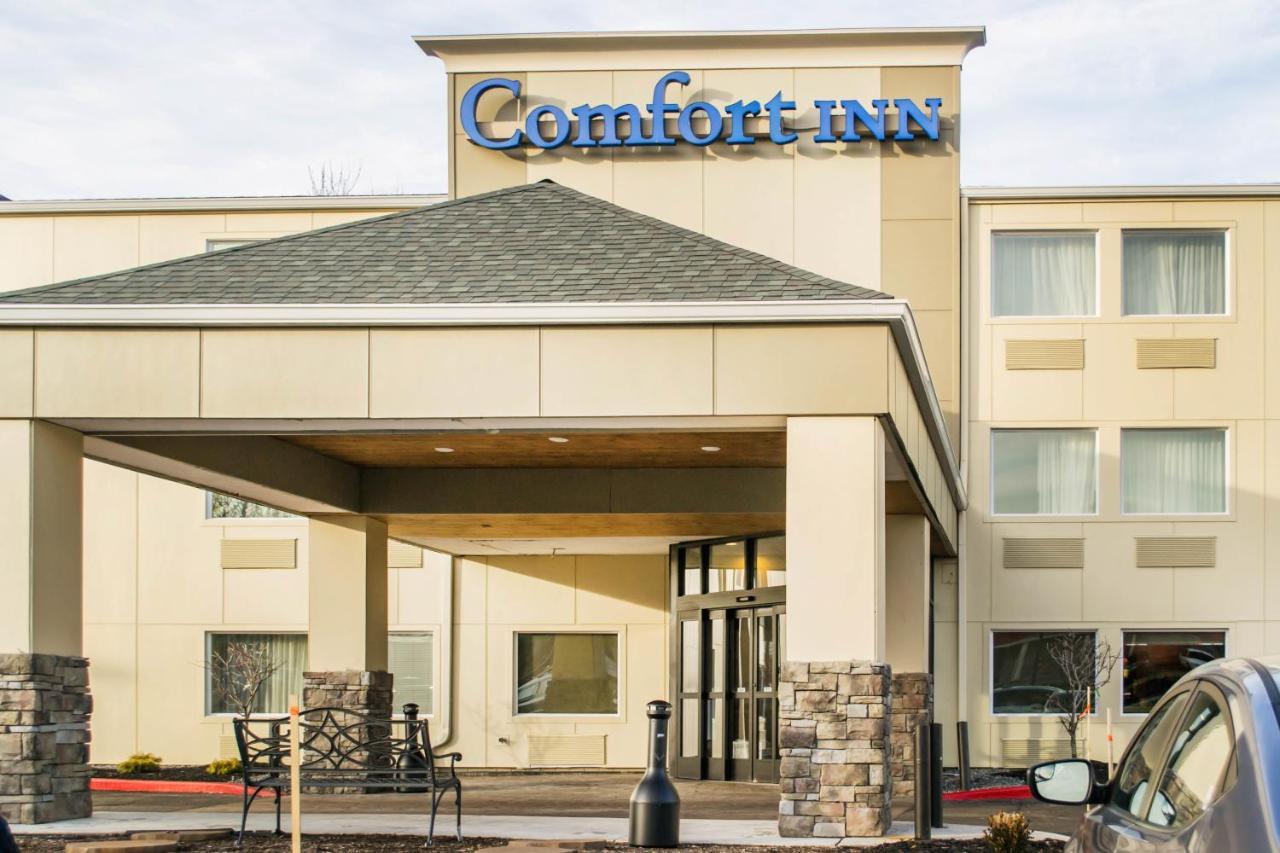 Comfort Inn Mayfield Heights Cleveland East Exterior photo