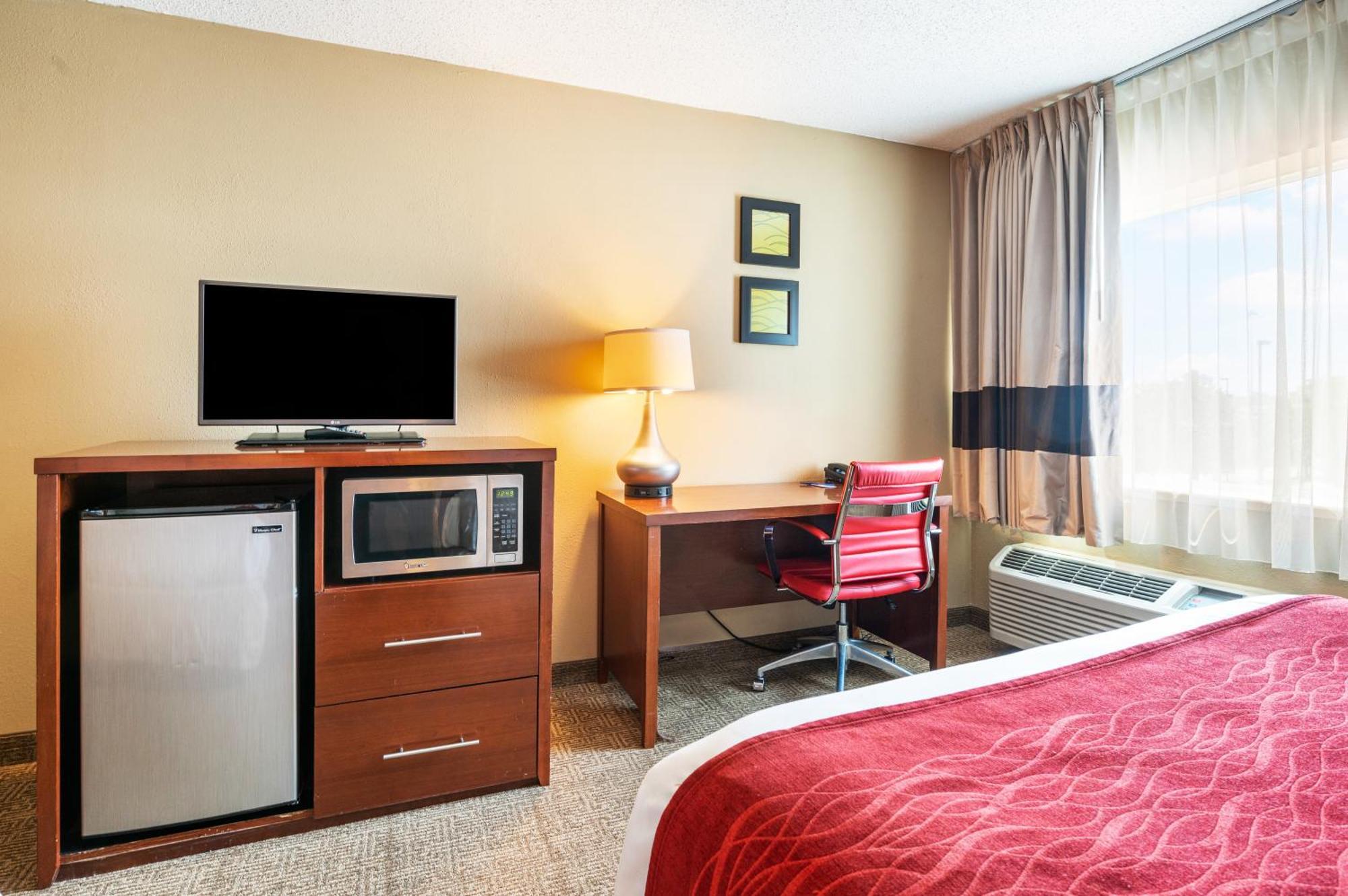 Comfort Inn Mayfield Heights Cleveland East Exterior photo