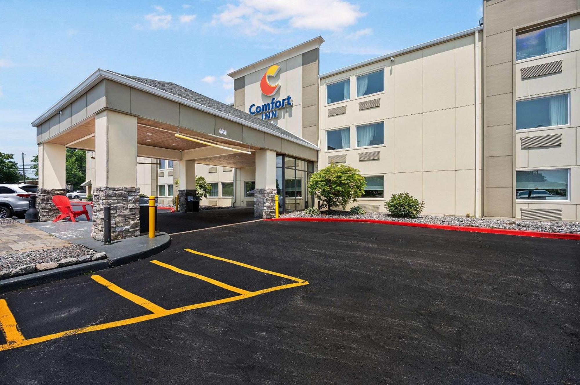 Comfort Inn Mayfield Heights Cleveland East Exterior photo