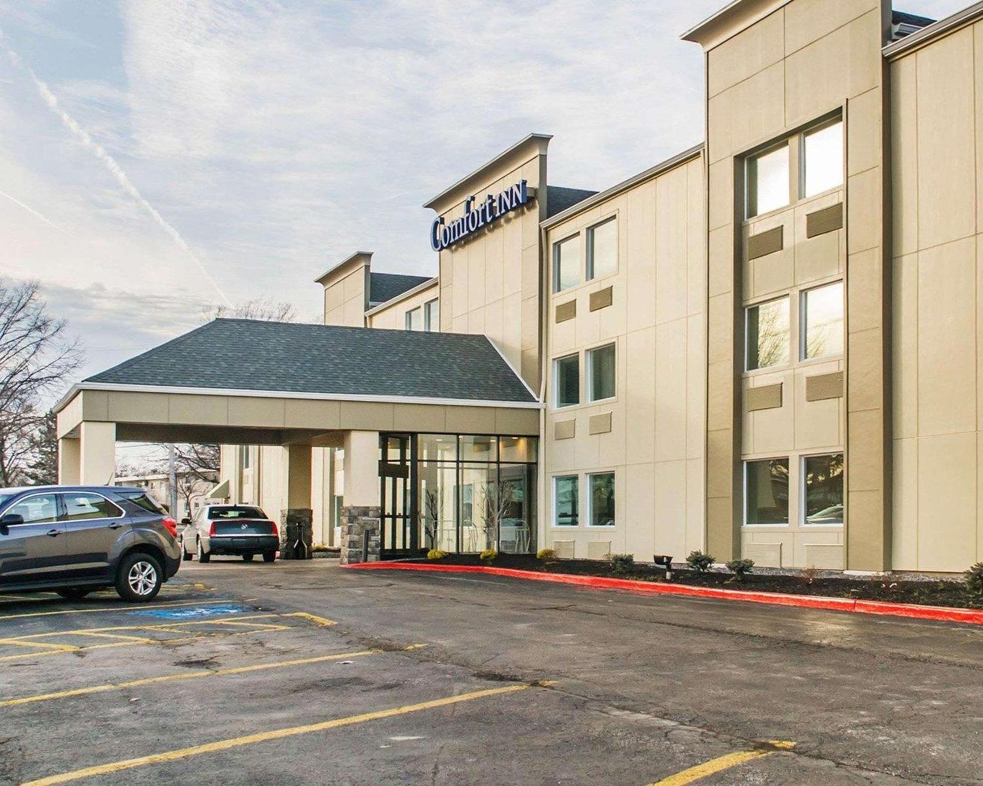 Comfort Inn Mayfield Heights Cleveland East Exterior photo
