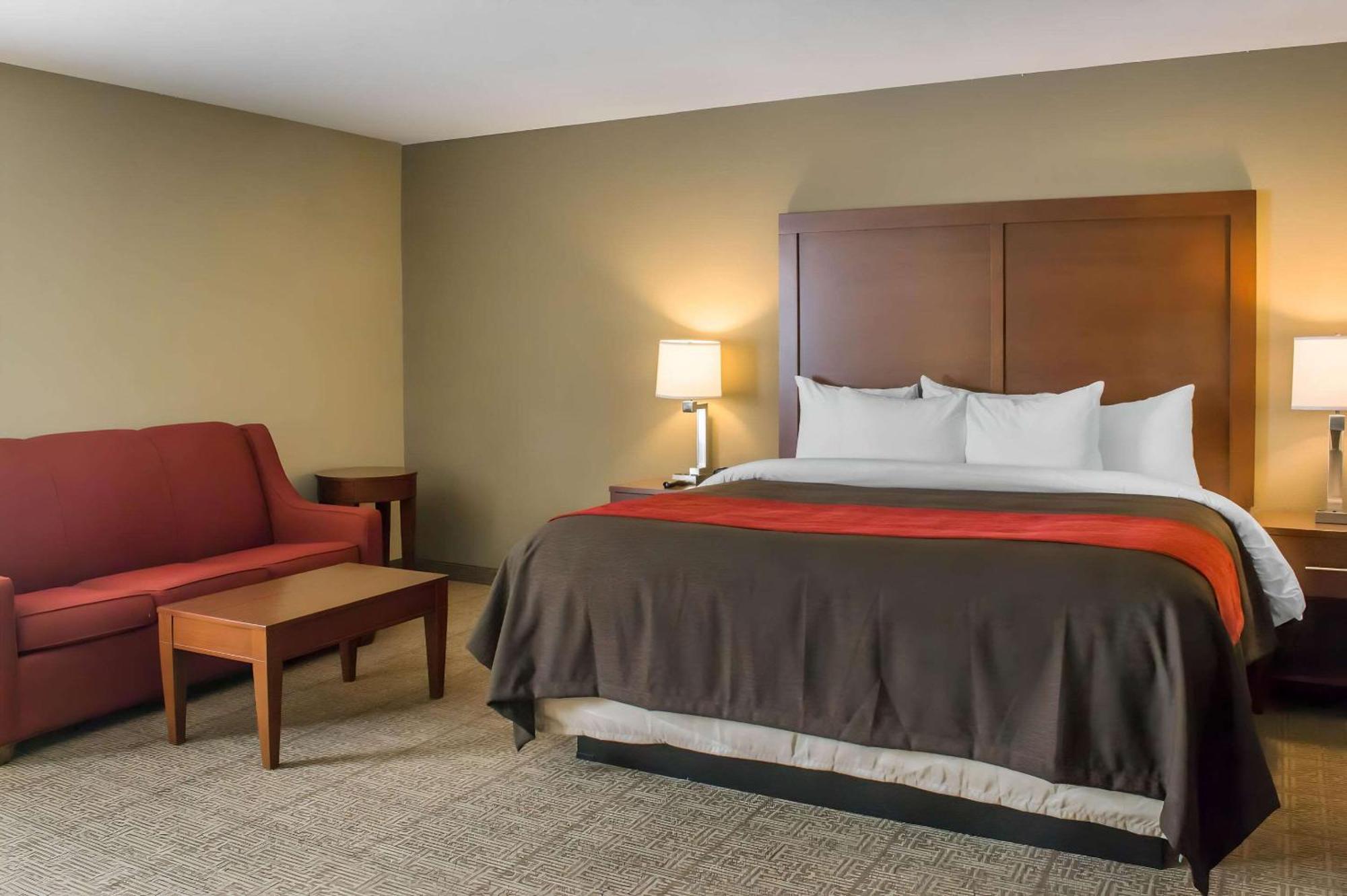 Comfort Inn Mayfield Heights Cleveland East Exterior photo